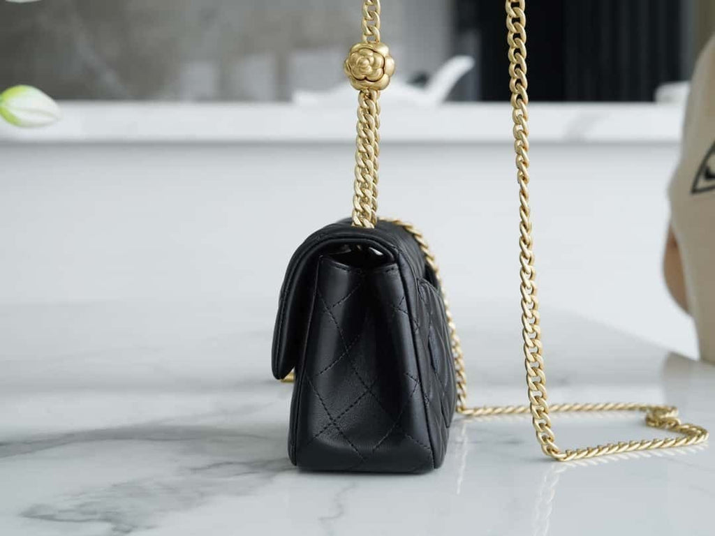 CHANEL 23S mini black AS4041