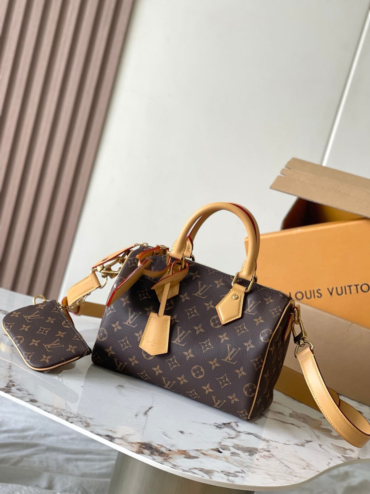 Louis Vuitton M24443 Speedy P9 Bandoulière 25