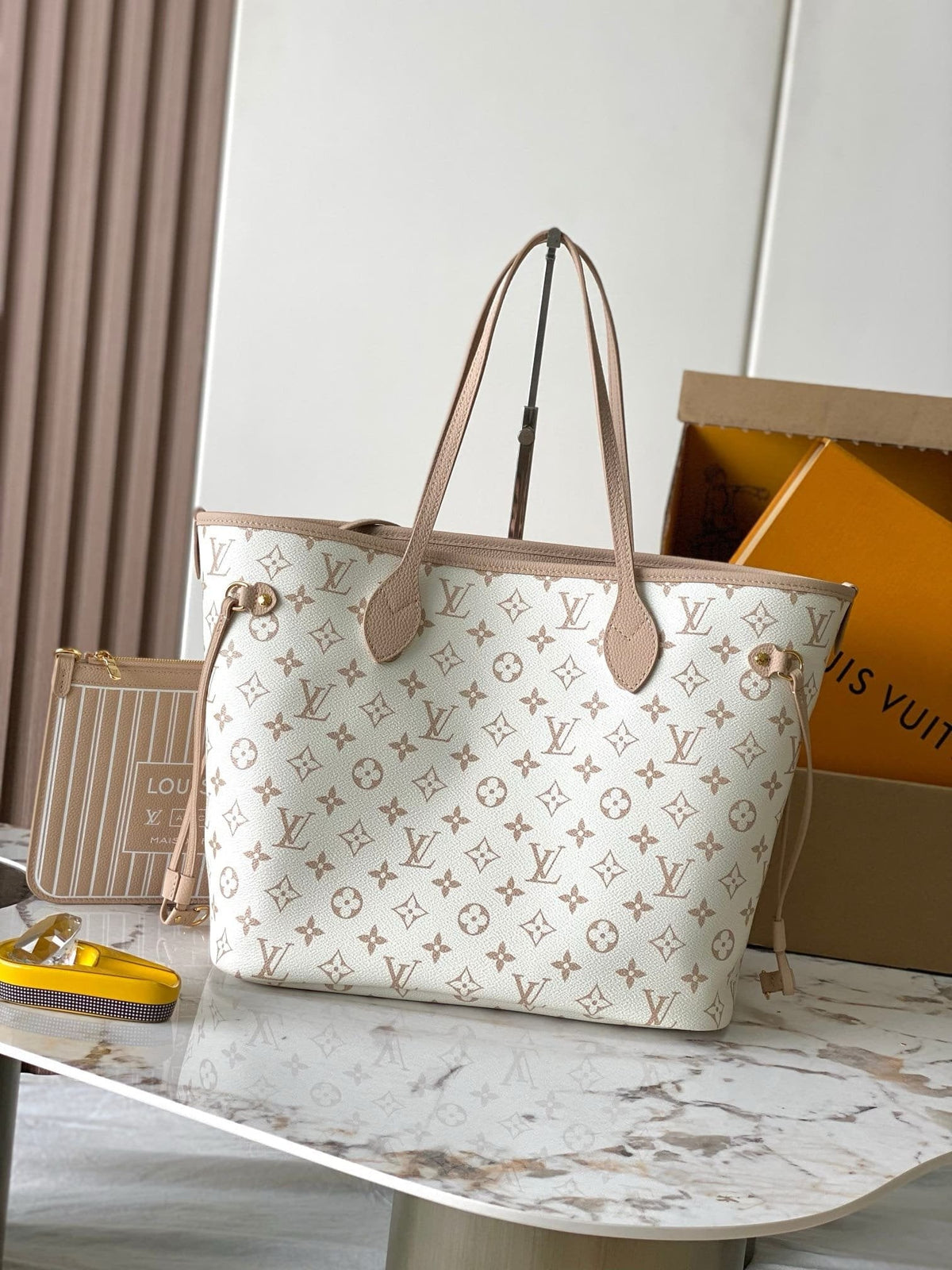 Louis Vuitton M25665 Neverfull Inside Out MM
