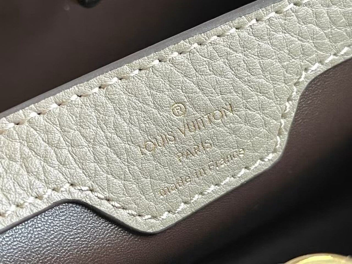 Louis Vuitton M24567 Capucines Mini